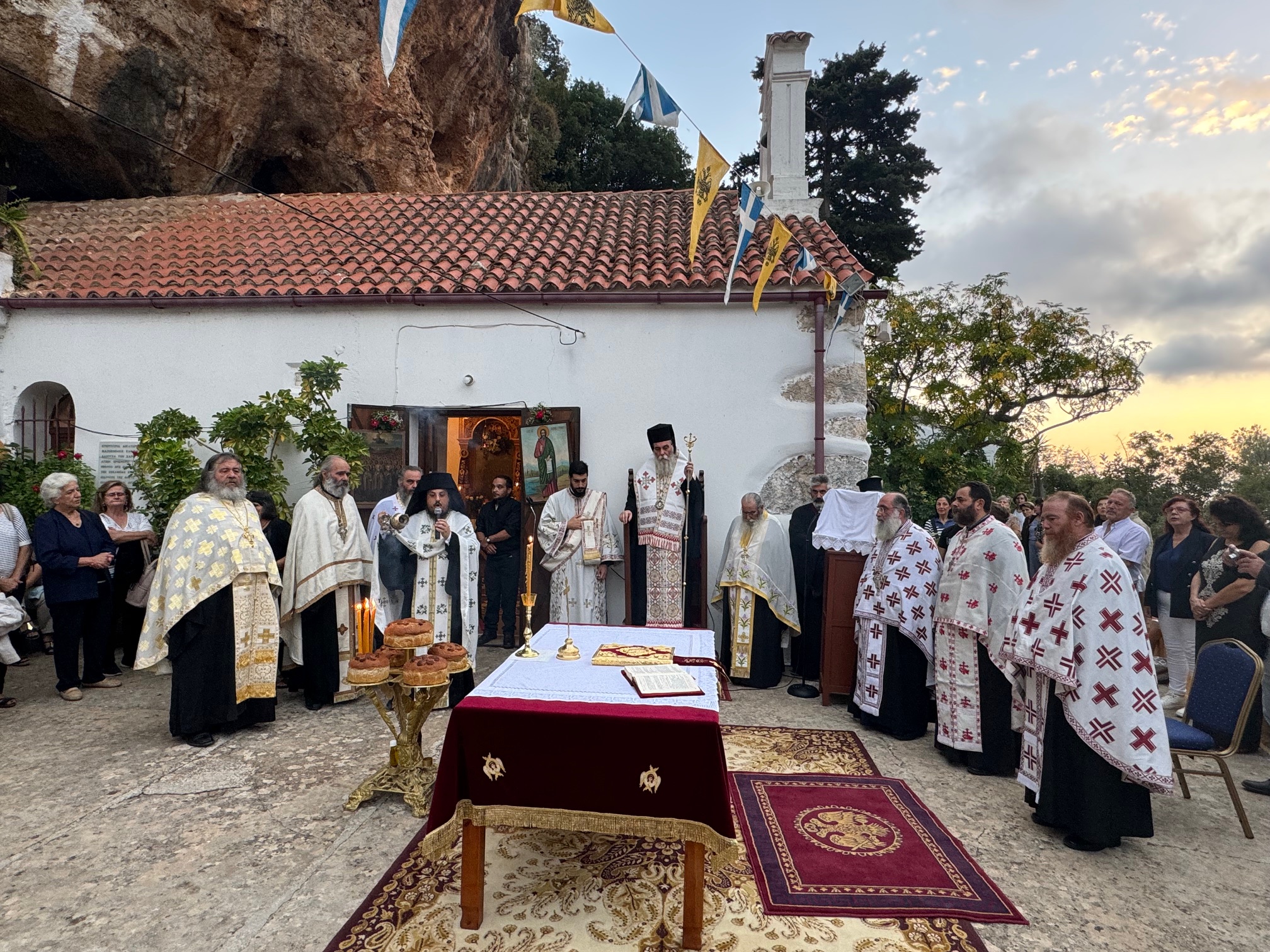 kriti-i-eorti-ton-osion Κρήτη: Η εορτή των Οσίων 99 Θεοφόρων Πατέρων στον τόπο της ασκήσεως τους
