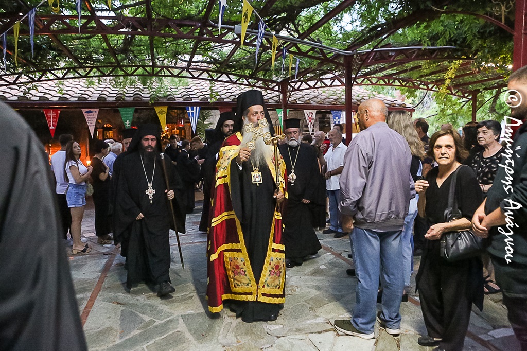 lampra-dipli-panigiris-stin-i Λαμπρά διπλή Πανήγυρις στην Ι. Μ. Αγάθωνος