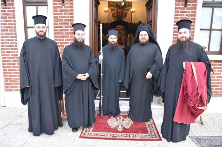 lampra-egkenia-stin-Αmversa-velgiou