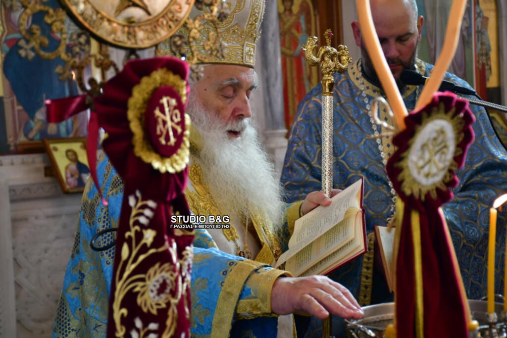 lampros-eortasmos-ton-theofanion-sto