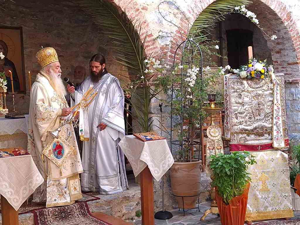 lampros-o-eortasmos-tis-ieras Λαμπρός ο εορτασμός της Ιεράς Μονής Τιμίου Σταυρού Ανθούπολης Πατρών