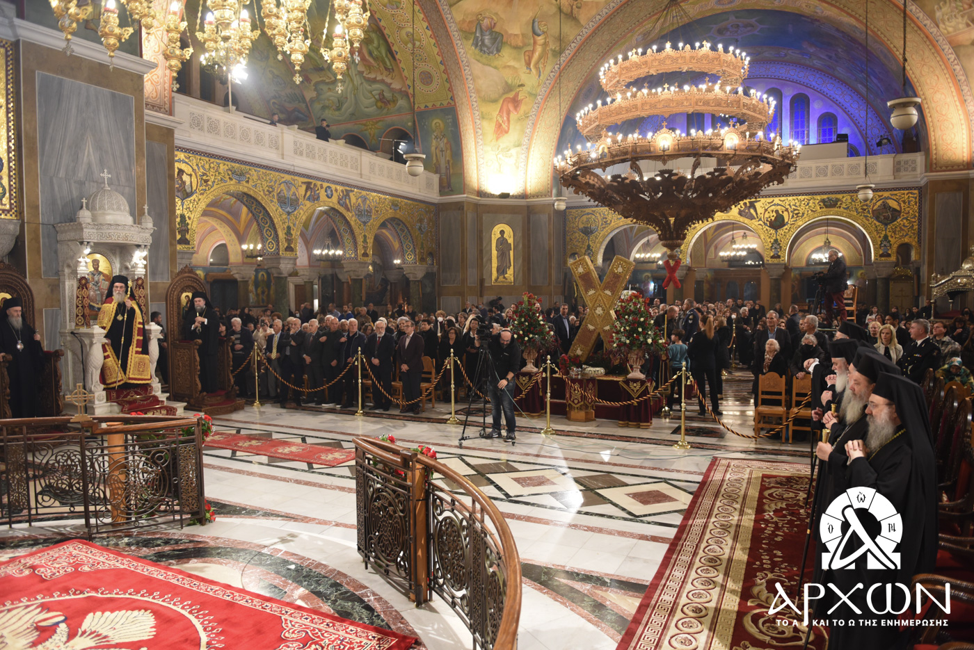lampros-poliarchieratikos-esperinos-gia-ton Λαμπρός Πολυαρχιερατικός Εσπερινός για τον Πολιούχο της Πάτρας Άγιο Ανδρέα