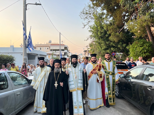 litanefsi-ieras-ikonos-tou-Αgiou Λιτάνευση Ιεράς Εικόνος του Αγίου Αιμιλιανού στον Λόφο Σκουζέ