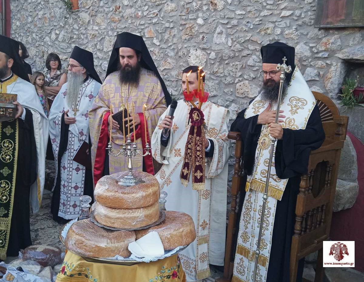 me-lamprotita-panigirise-i-i.m Με λαμπρότητα πανηγύρισε η Ι.Μ. Αγίων Αναργύρων Πάρνωνα