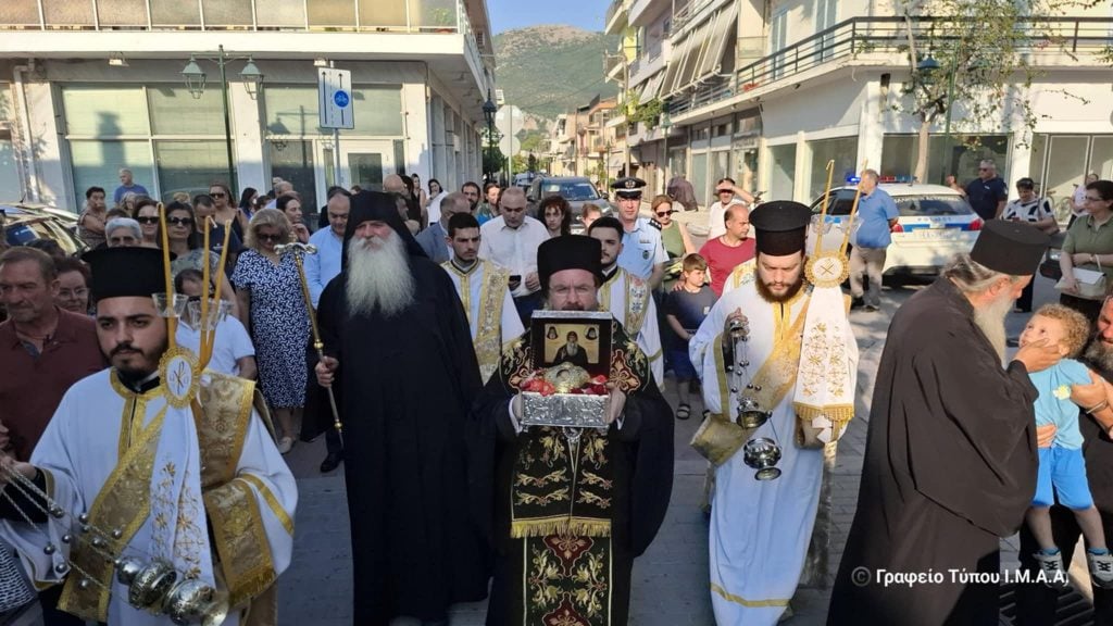 megΑli-evlogiΑ-i-vonitsΑ-ipodechtike ΜΕΓΑΛΗ ΕΥΛΟΓΙΑ! Η ΒΟΝΙΤΣΑ ΥΠΟΔΕΧΤΗΚΕ ΤΗΝ ΚΑΡΑ ΤΟΥ ΟΣΙΟΥ ΔΑΥΙΔ (ΦΩΤΟ)