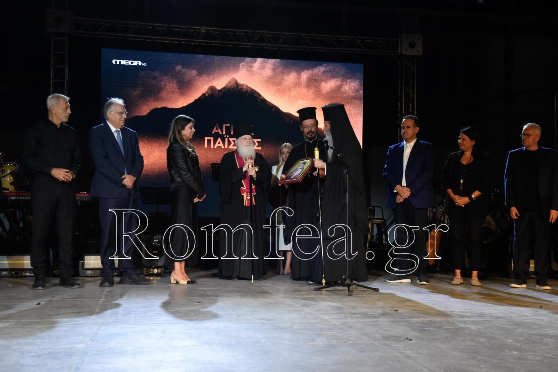 megali-filanthropiki-sinavlia-tis-ieras