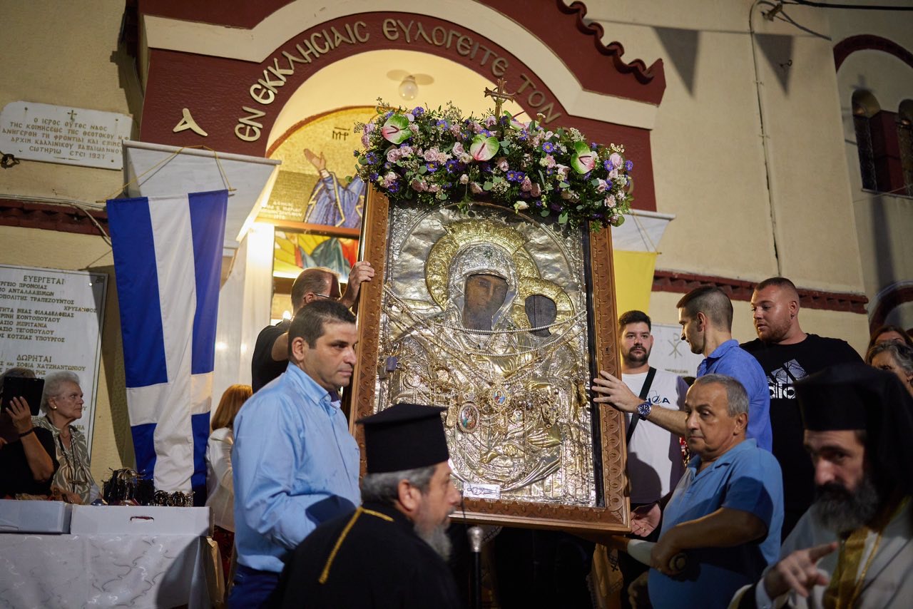 metheortos-esperinos-ke-litanefsi-tis-panagias-vourliotissas-sti Μεθέορτος Εσπερινός και λιτάνευση της Παναγίας Βουρλιώτισσας στη Ν. Φιλαδέλφεια