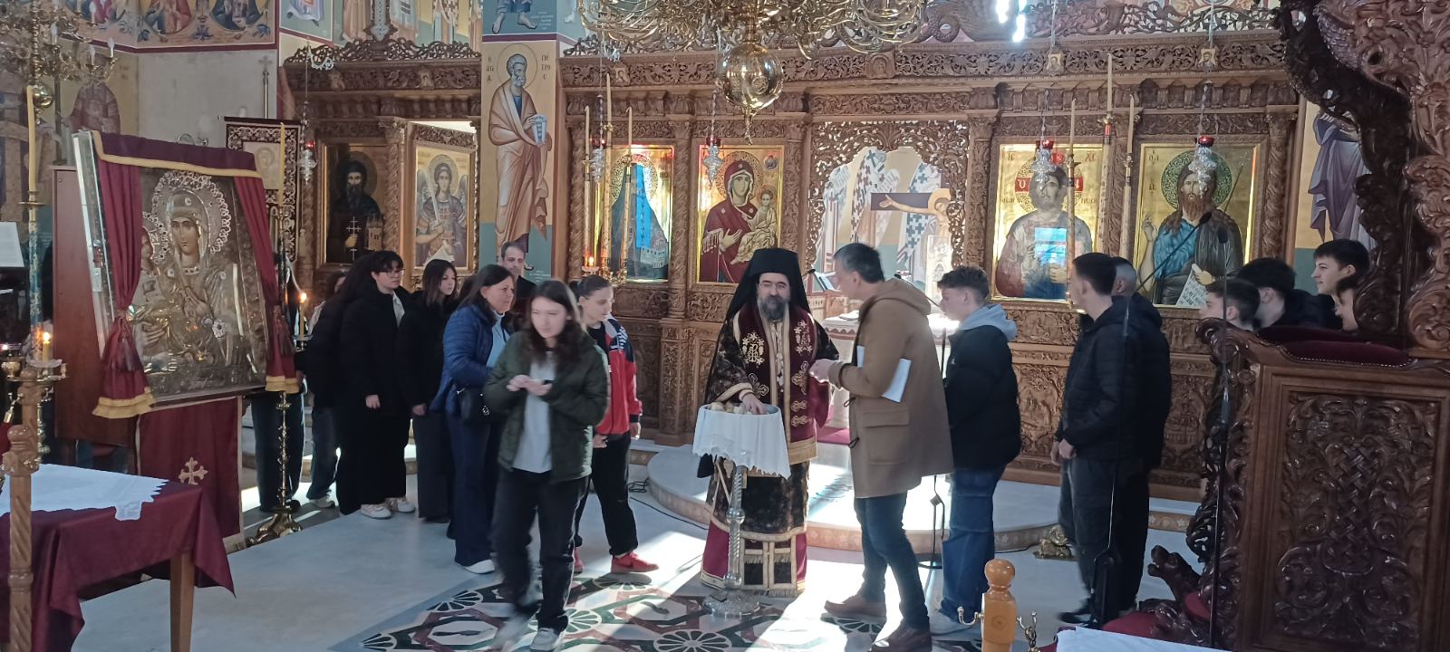 mitropolitis-kastorias-telesi-th.-litourgion