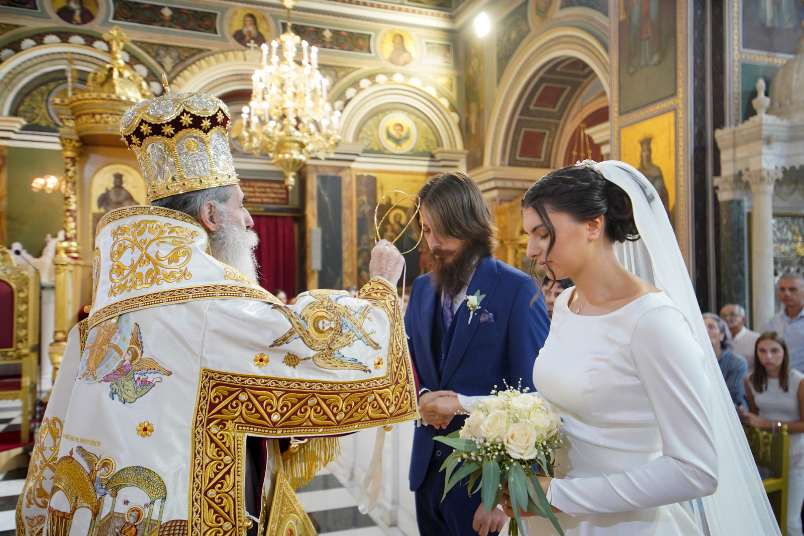 mitropolitis-pireos-ta-panta-sinartonte Μητροπολίτης Πειραιώς: Τα πάντα συναρτώνται με το υπέρτατο Μυστήριο της Ευχαριστίας, για αυτό και το Μυστήριο του γάμου τελείται σήμερα ως απόδειξη της Θείας Χάριτος