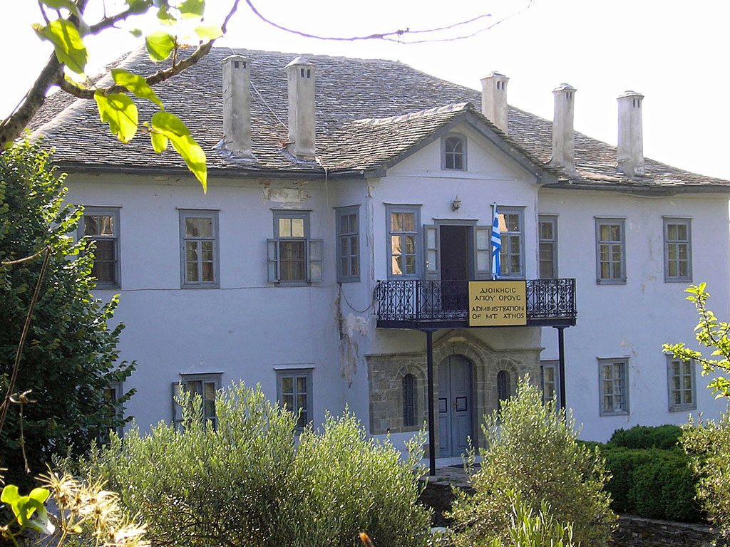 monachi-sto-Άgio-oros-i «Μοναχοί στο Άγιο Όρος» οι Αρχηγοί ΓΕΣ,ΓΕΝ και ΓΕΑ;