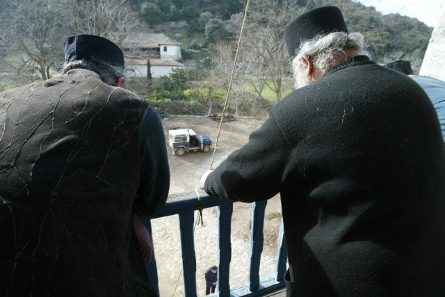 Μονή Εσφιγμένου: Έτοιμη για επέμβαση η Ελληνική Αστυνομία;