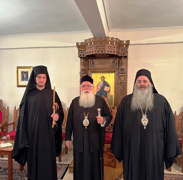neos-monachos-stin-Άno-moni Νέος Μοναχός στην Άνω Μονή Ξενιάς