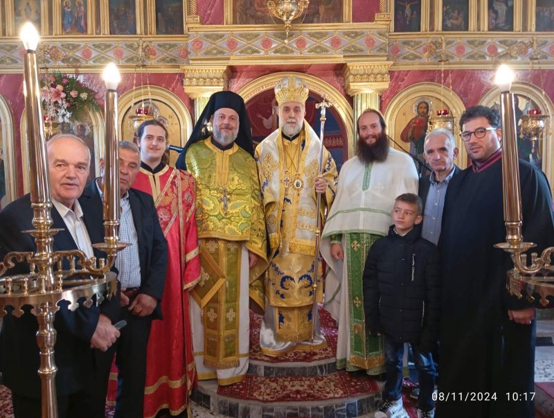 Ο Επίσκοπος Σκοπέλου Νικόδημος στα Καλύβια Κηρέως