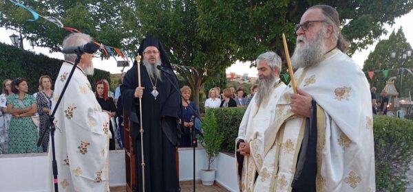 o-esperinos-tis-panagias-tis Ο Εσπερινός της Παναγίας της Μυρτιδιώτισσας στον Κυπάρισσο.