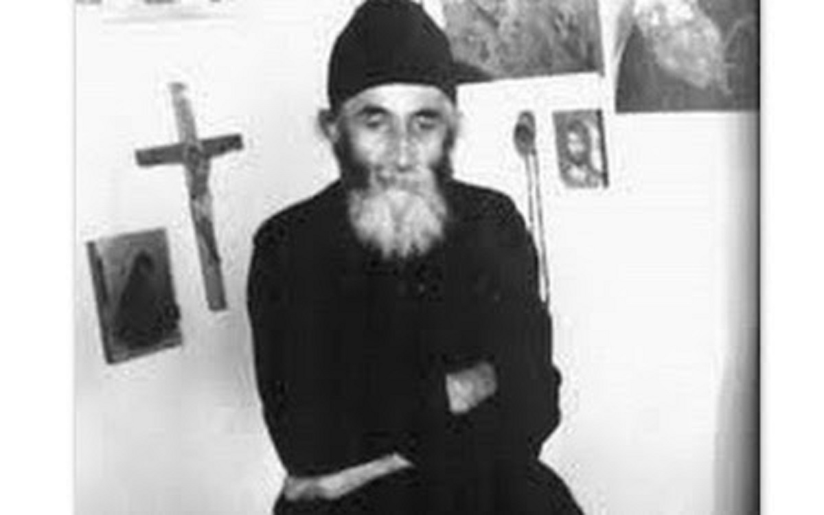 o-gerontas-paisios-akoui-tis