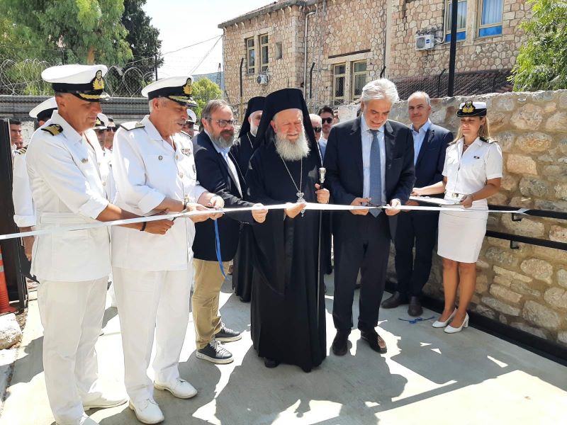 o-mitropolitis-chalkidos-egkeniase-to Ο Μητροπολίτης Χαλκίδος εγκαινίασε το νέο Λιμεναρχείο Χαλκίδας