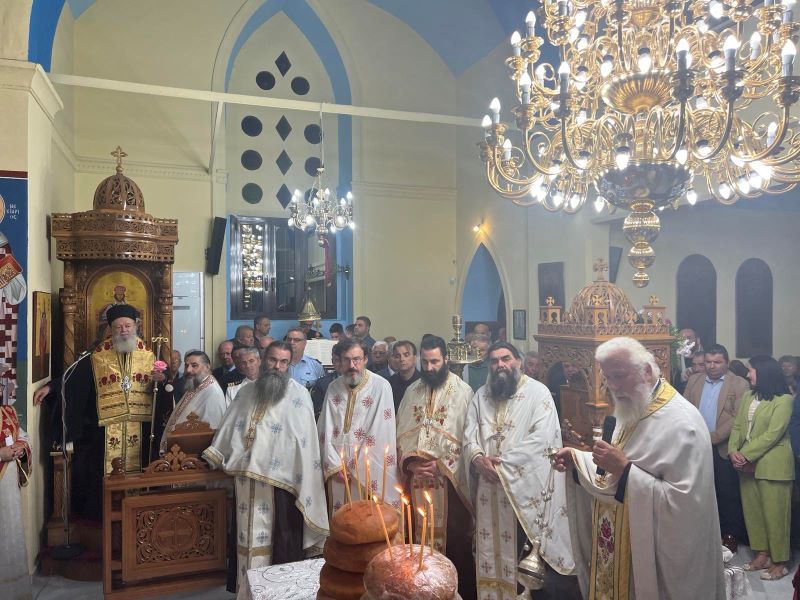 o-mitropolitis-chalkidos-stin-kirintho Ο Μητροπολίτης Χαλκίδος στην Κήρινθο Κηρέως για την εορτή του Αγίου Αποστόλου Λουκά του Ευαγγελιστή