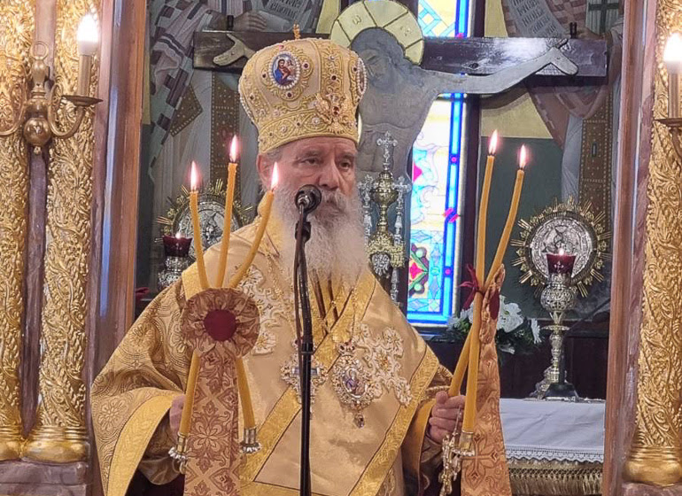 o-mitropolitis-idras-ston-i.n Ο Μητροπολίτης Ύδρας στον Ι.Ν. Ζωοδόχου Πηγής Χατζηκυριακείου