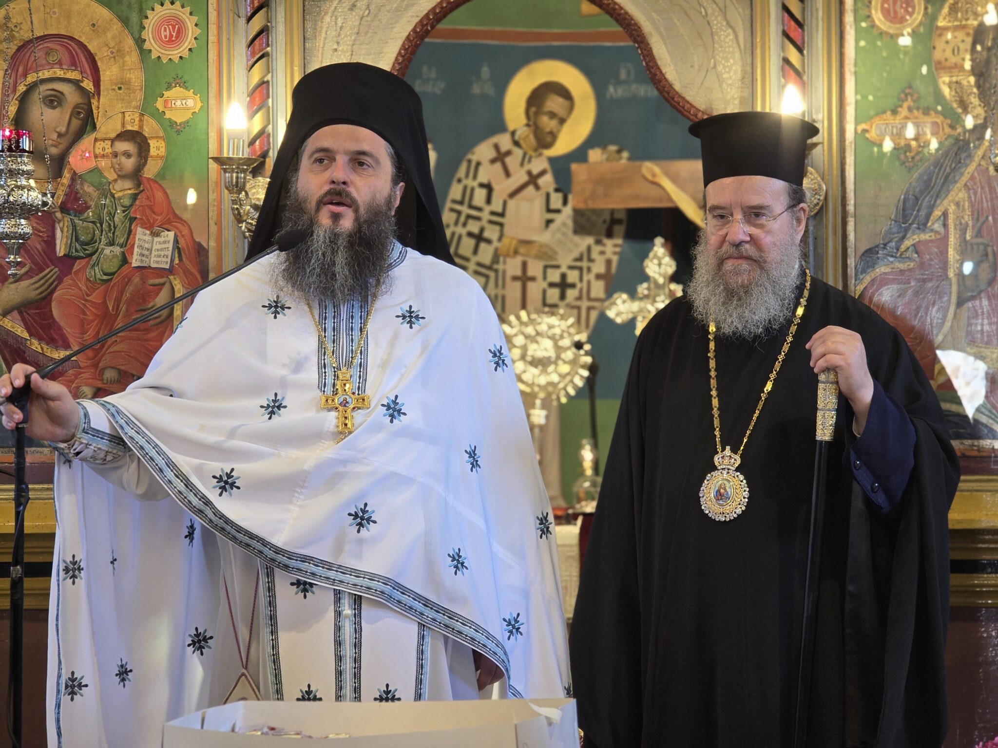 o-mitropolitis-ierissou-sta-onomastiria Ο Μητροπολίτης Ιερισσού στα ονομαστήρια του Γεν. Αρχιερατικού Επιτρόπου Αρχιμ. Δωροθέου Ζέρβα