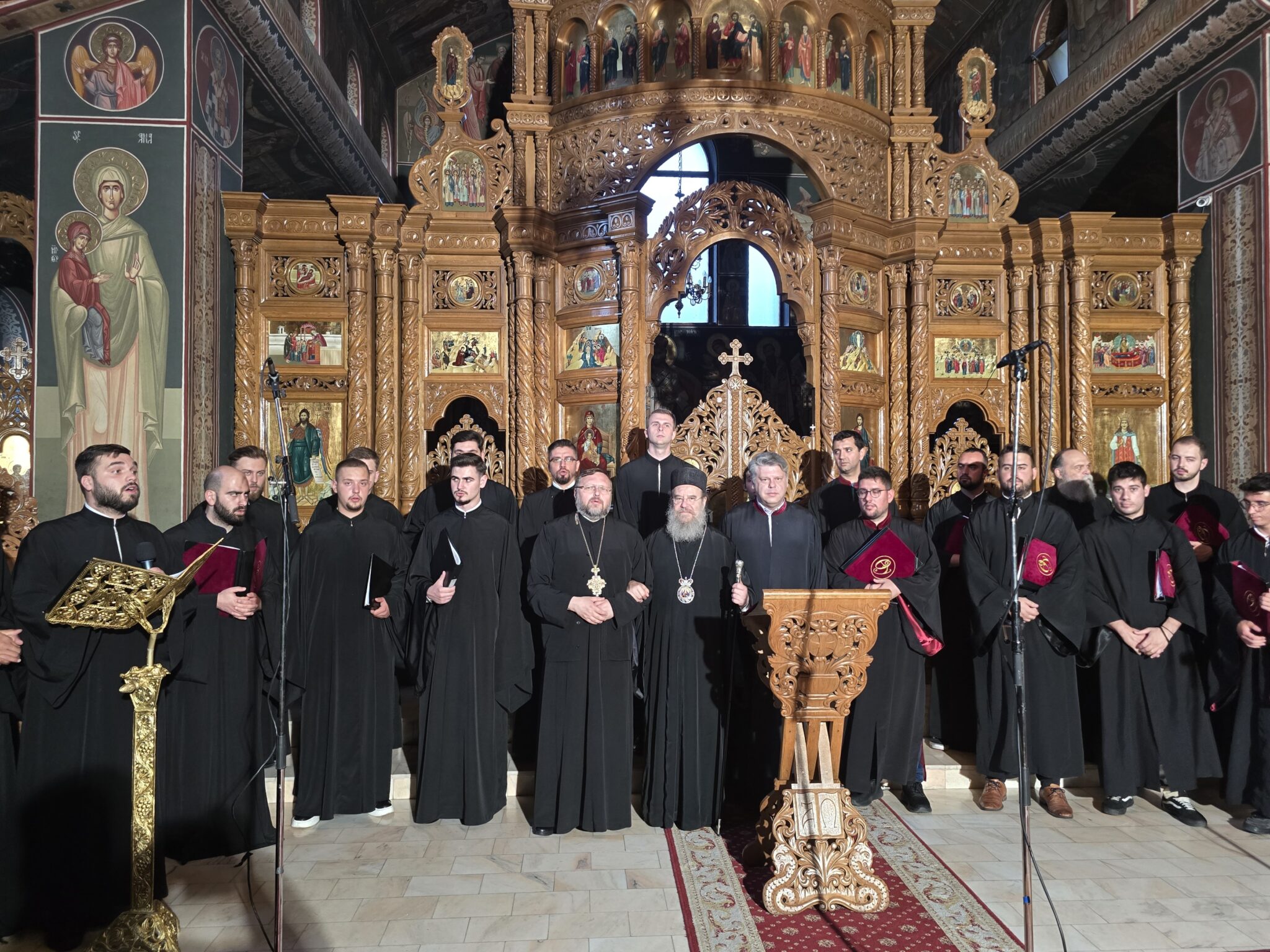 o-mitropolitis-ierissou-sto-iasio Ο Μητροπολίτης Ιερισσού στο Ιάσιο της Ρουμανίας