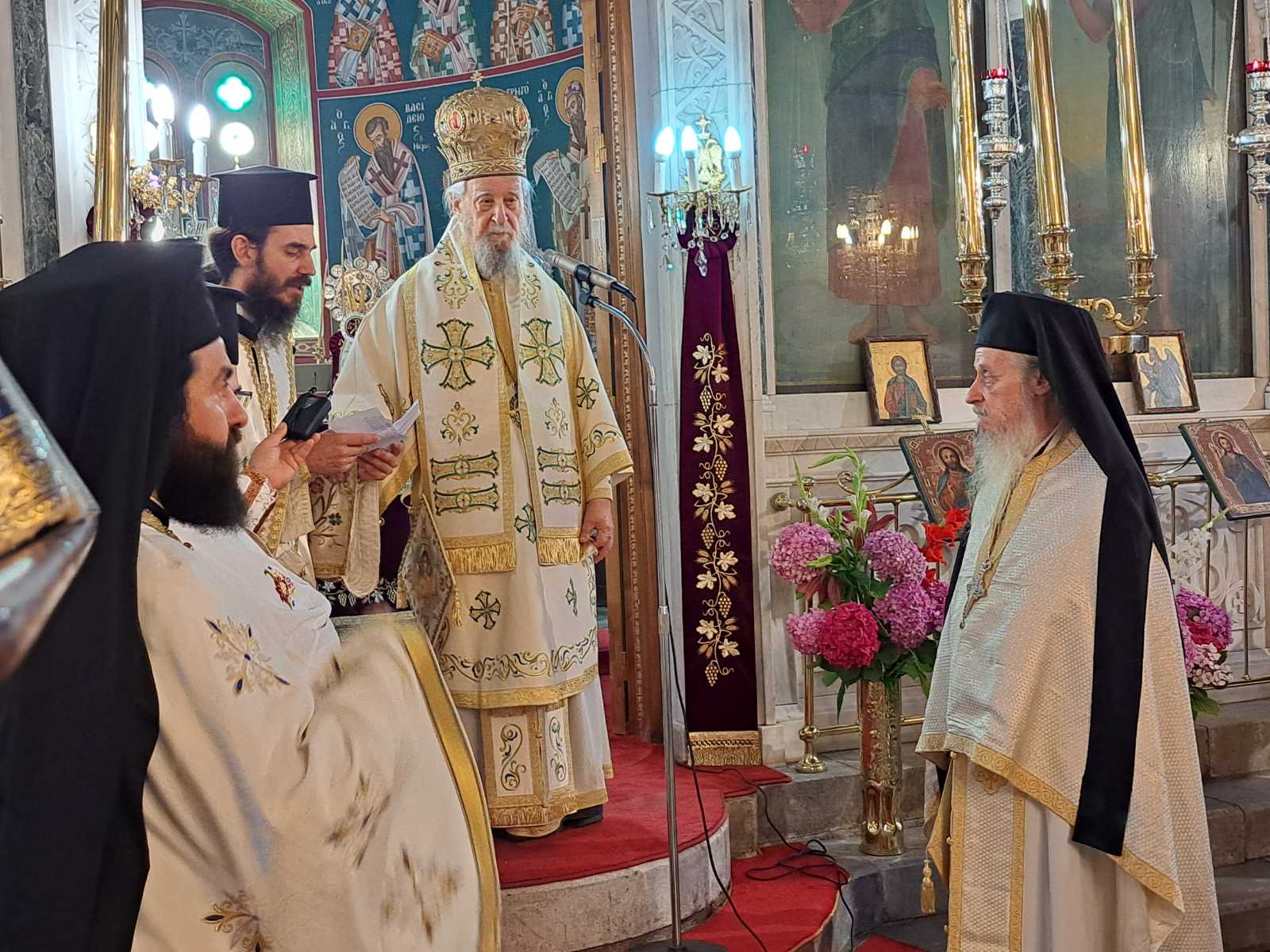 o-mitropolitis-karistias-sti-genetira Ο Μητροπολίτης Καρυστίας στη γενέτειρά του τον Κοσμά Κυνουρίας