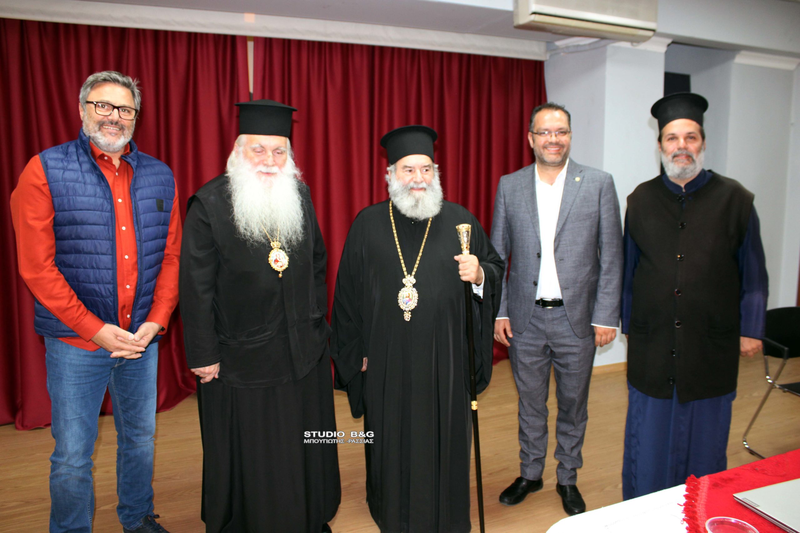 O-mitropolitis-manis-sto-ligourio O Μητροπολίτης Μάνης στο Λυγουριό Αργολίδας