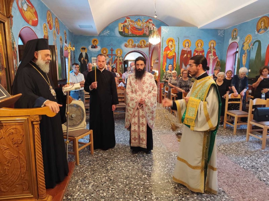 Ο Μητροπολίτης Θεσσαλιώτιδος στον Ιερό Ναό Προφήτου Ηλιού Παλαιοχωρίου Οξυιάς