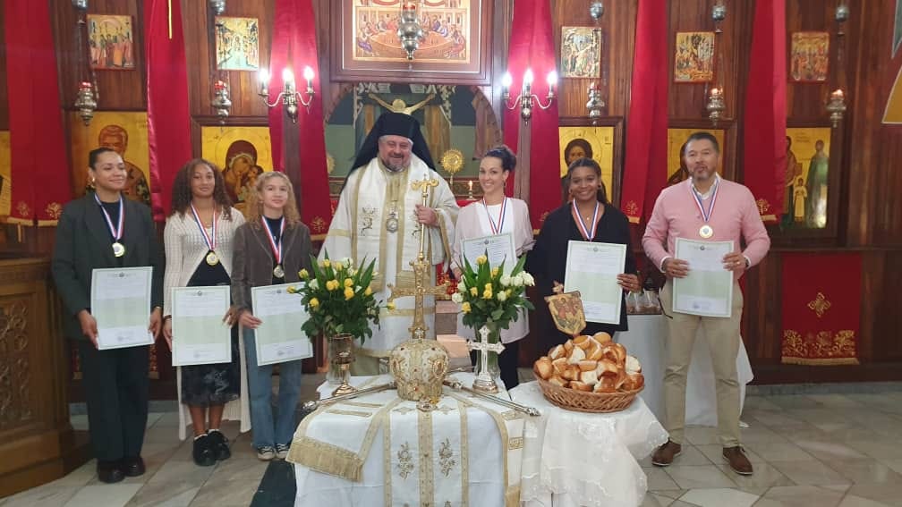 o-mitropolitis-zampias-timise-ta Ο Μητροπολίτης Ζάμπιας τίμησε τα νιάτα για την συμμετοχή τους στο 12ημέρο Ολυμπιακό αφιέρωμα