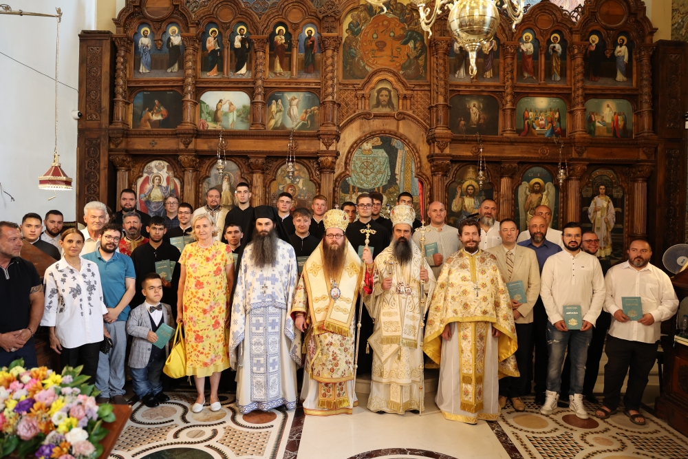 o-patriarchis-voulgarias-apenime-diplomata Ο Πατριάρχης Βουλγαρίας απένειμε διπλώματα στους απόφοιτους του Θεολογικού Σεμιναρίου Σόφιας