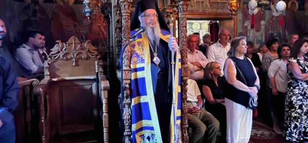 Ο Σεβασμιώτατος χοροστάτησε του πανηγυρικού Εσπερινού στην Ι. Μ. Αγίου Παντελεήμονος Αγιάς (ΗΧΗΤΙΚΟ)