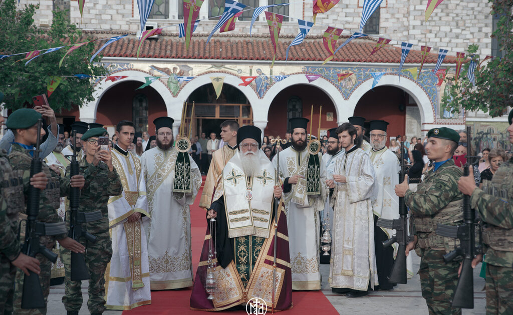 o-volos-ipodechthike-to-aftharto Ο Βόλος υποδέχθηκε το άφθαρτο χέρι της Μαρίας της Μαγδαληνής