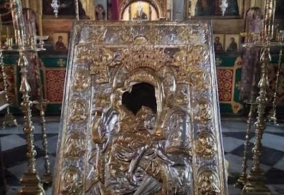 olozontani-episkepsi-tis-panagias-Άxion Ολοζώντανη επίσκεψη της Παναγίας «Άξιον Εστιν» στον Γέροντα Σίμωνα