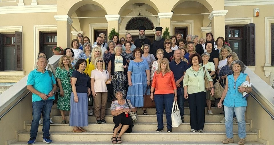 omilos-episkepton-apo-tin-mitropoli Όμιλος επισκεπτών από την Μητρόπολη Πατρών επισκέφθηκε τον Μητροπολίτη Φλωρίνης