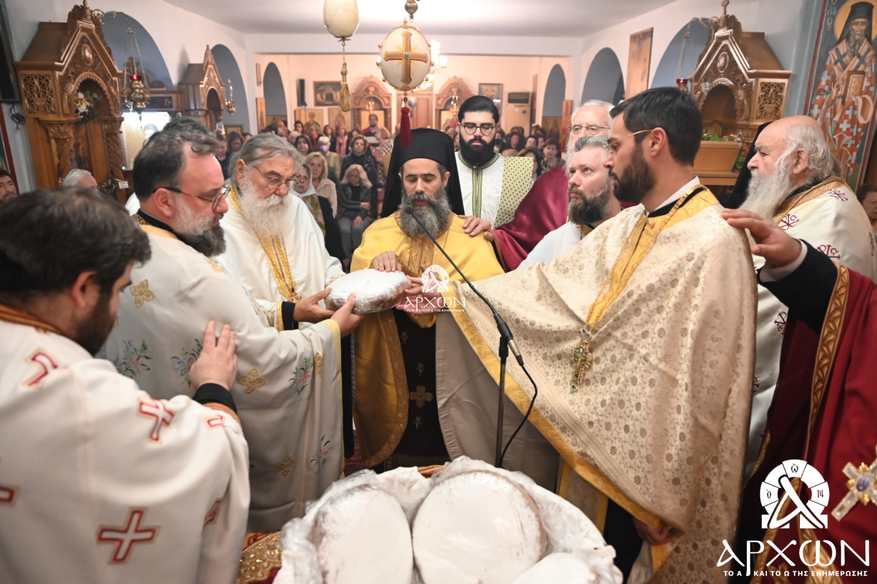 Πανηγυρικός Εσπερινός των Αγίων Ακινδύνων στους Αγίους Αναργύρους