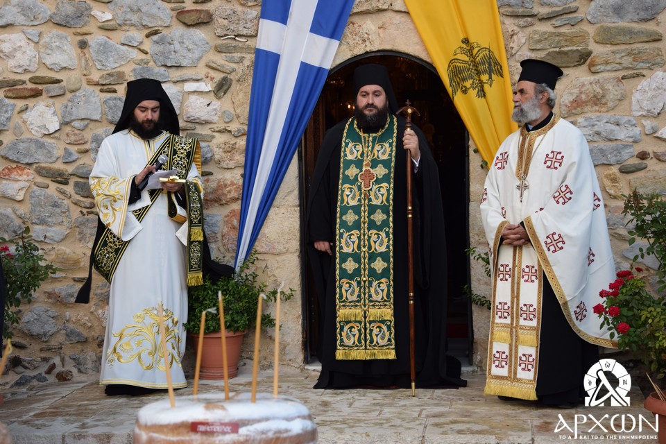panigirikos-esperinos-tou-timiou-stavrou Πανηγυρικός Εσπερινός του Τιμίου Σταυρού στην Ι. Μονή Καλτεζών