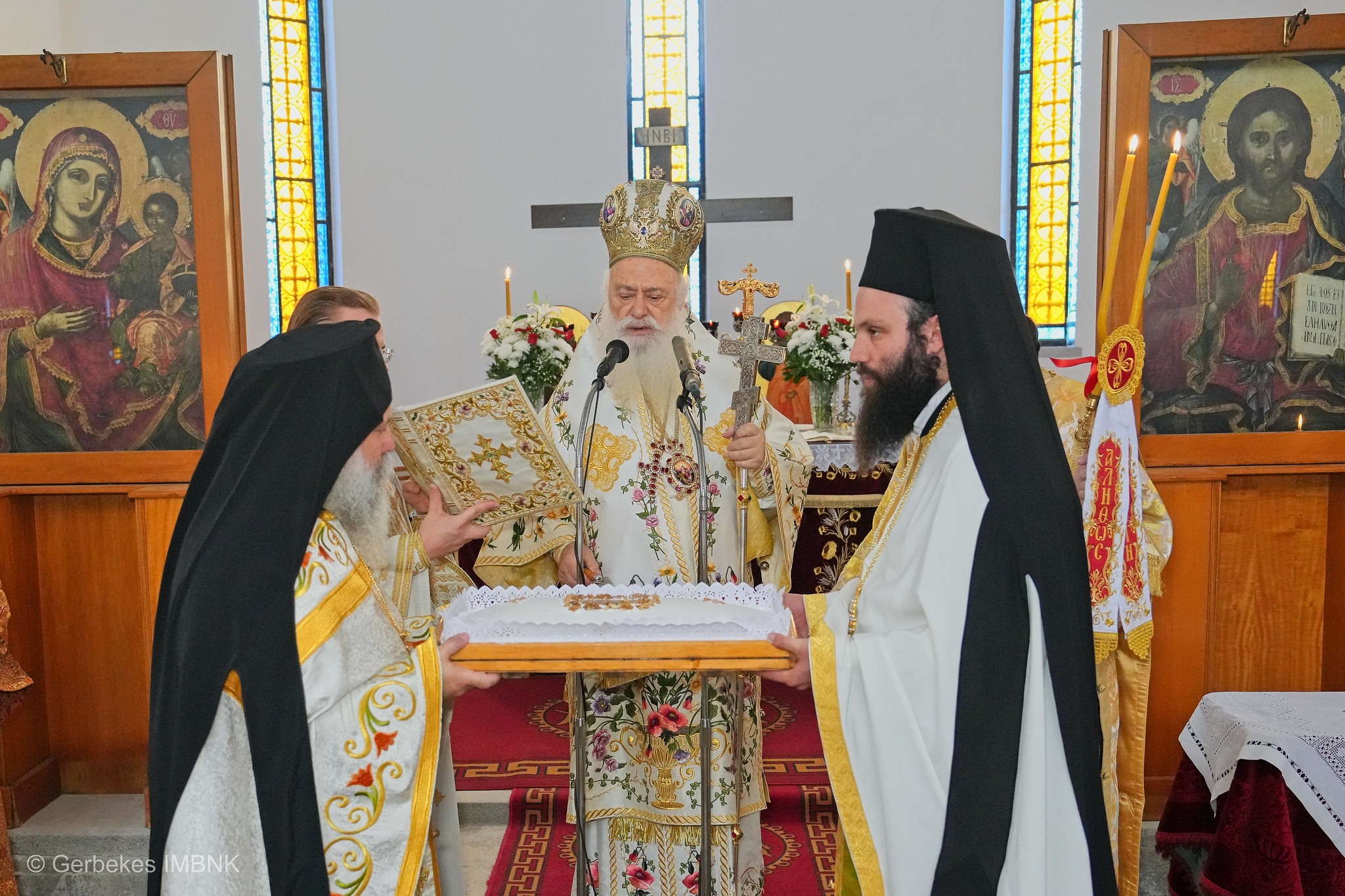 panigirise-o-ieros-naos-Αgion Πανηγύρισε ο Ιερός Ναός Αγίων Κωνσταντίνου και Ελένης στη Βέροια