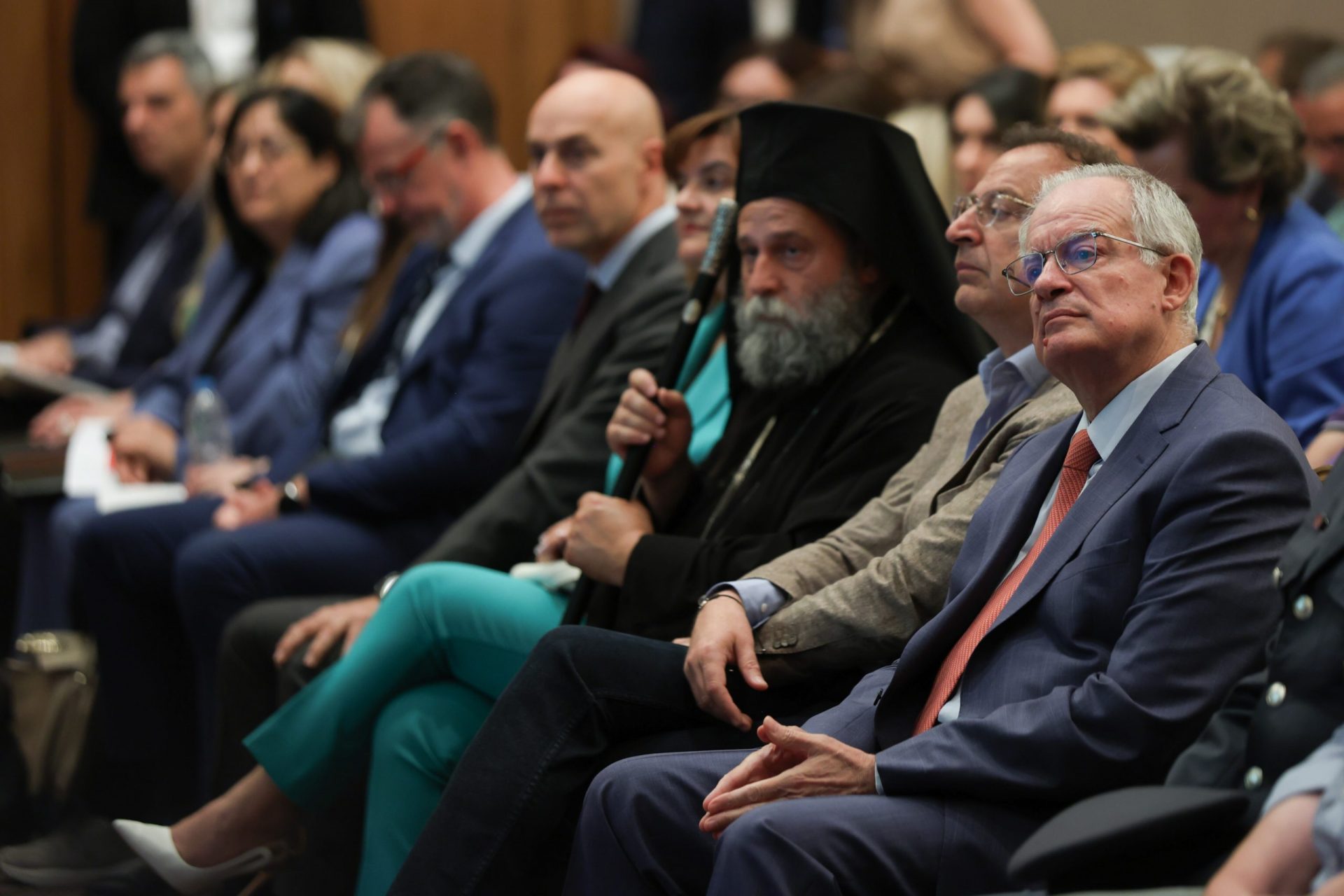 parousia-mitropoliti-maximou-ke-ptd Παρουσία Μητροπολίτη Μαξίμου και ΠτΔ η εκδήλωση ενάντια στην ενδοοικογενειακή βία στα Ιωάννινα