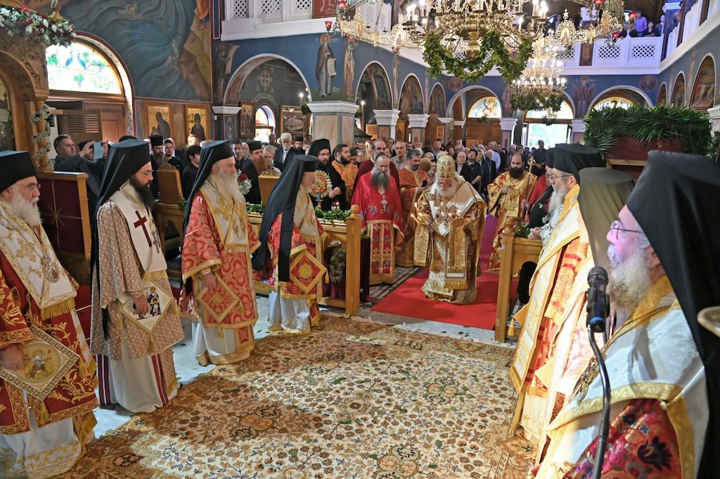 patriarchiki-thia-litourgia-ke-litania Πατριαρχική Θεία Λειτουργία και λιτανεία των Αγίων Τεσσάρων Μαρτύρων στο Ρέθυμνο (ΦΩΤΟ)