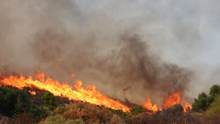 poli-ipsilos-kindinos-pirkagias-katigoria Πολύ υψηλός κίνδυνος πυρκαγιάς (κατηγορία 4) και το Σάββατο