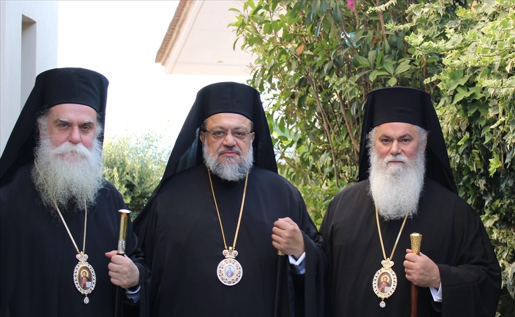 Πολυαρχιερατικός Εσπερινός για την Παναγία Τριχερούσα στην Φοινικούντα – Φωτογραφίες