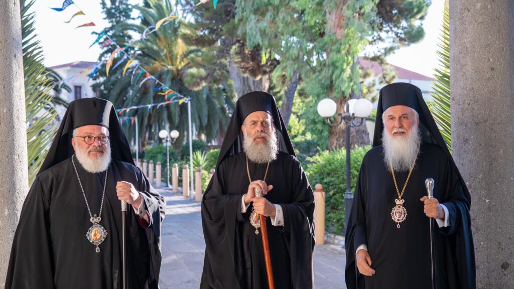 poliarchieratikos-esperinos-ke-archieratiko-sillitourgo Πολυαρχιερατικός εσπερινός και αρχιερατικό συλλείτουργο εορτής συνάξεως των εν λήμνω αγίων 2025