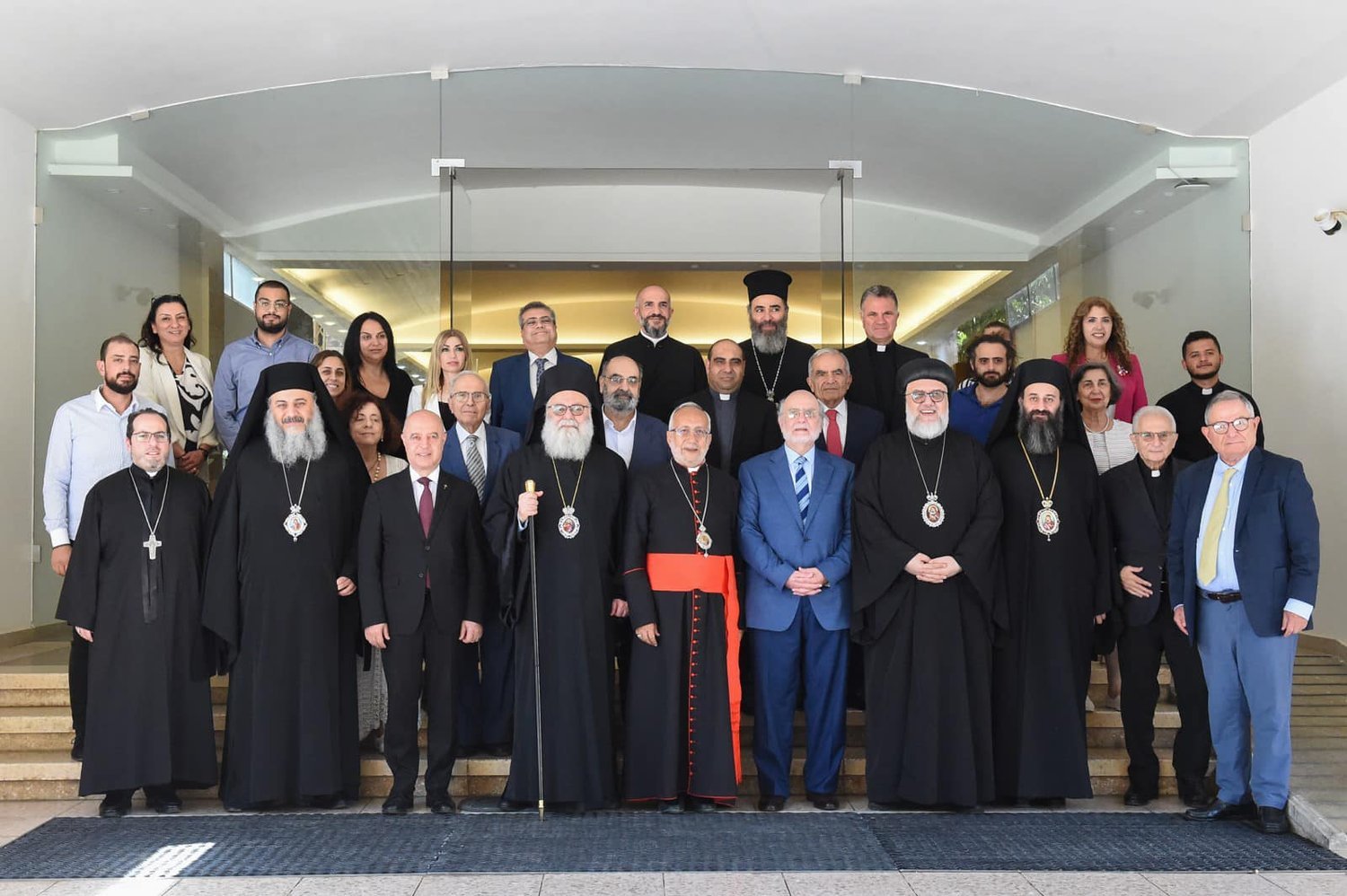 prosefchi-iper-irinis-sti-sinedriasi Προσευχή υπέρ ειρήνης στη συνεδρίαση του Συμβουλίου Εκκλησιών Μέσης Ανατολής