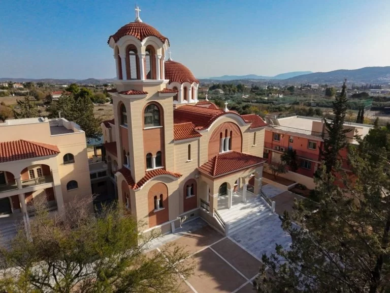 proti-th.-litourgia-ston-i Πρώτη Θ. Λειτουργία στον Ι. Ναό Αγ. Παϊσίου Αγιορείτου, Ι. Μονής Αγ. Αικατερίνης Παλλήνης