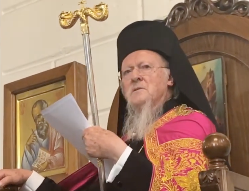 Πατριαρχική χοροστασία στη Σμύρνη με αναφορές στη Μικρασιατική Καταστροφή (VIDEO)