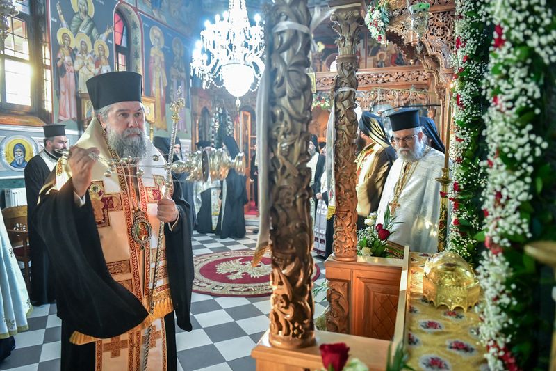serron-theologos-i-pisti-ke Σερρών Θεολόγος: Η πίστη και η αγάπη των αγίων μας στον Θεό δημιουργεί ασφαλές καταφύγιο