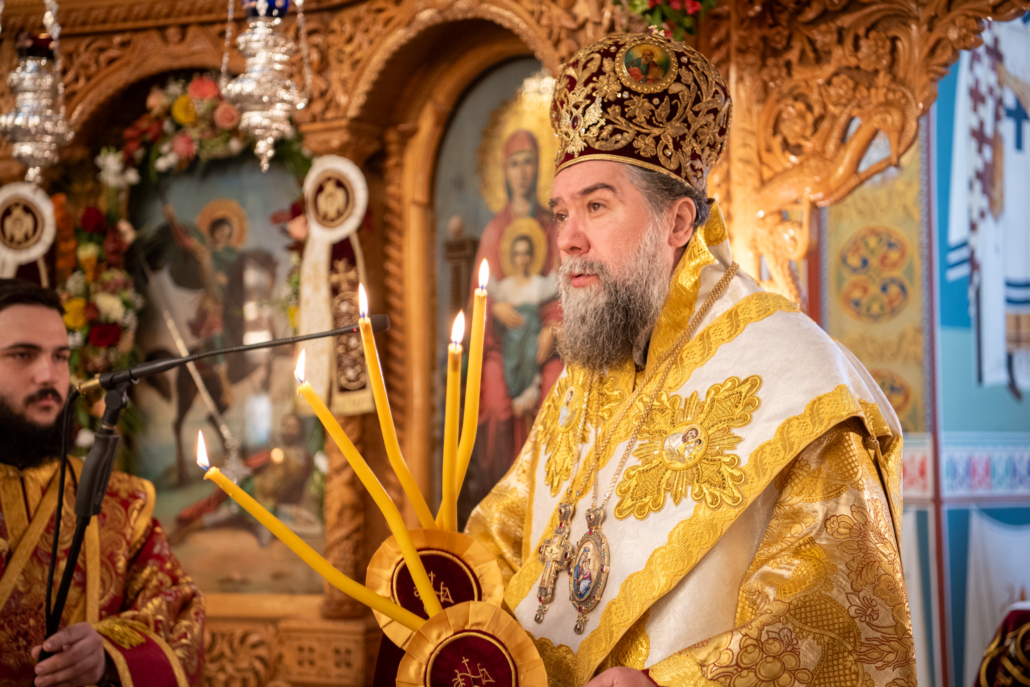 serron-ton-christo-ke-tin Σερρών: «Τον Χριστό και την Ελλάδα στην καρδιά μας και την ελληνική σημαία στα μπαλκόνια των σπιτιών μας»