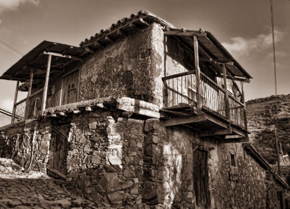sigklonistiko-afto-to-spiti-den ΣΥΓΚΛΟΝΙΣΤΙΚΟ «Αυτό το Σπίτι δεν το Επισκέφθηκε Ποτέ ο Θεός»: Μία σημαντική διαπίστωση