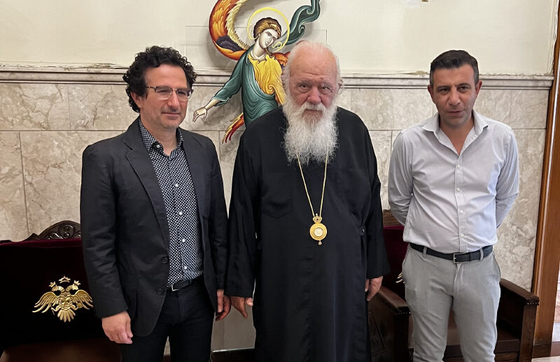 sinantisi-Αrchiepiskopou-me-ton-diefthinti Συνάντηση Αρχιεπισκόπου με τον Διευθυντή του Γραφείου του Αρχιεπισκόπου Κύπρου