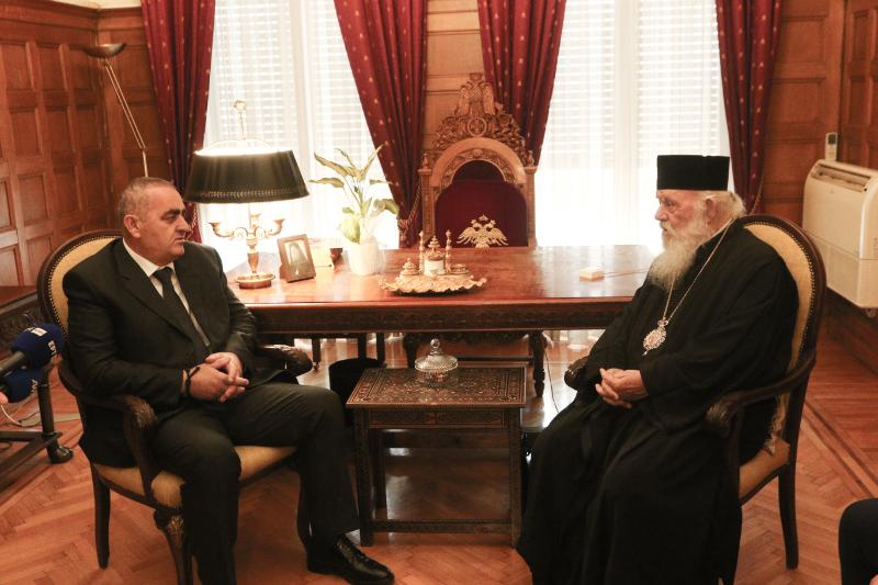 sinantisi-Αrchiepiskopou-me-ton-evrovoulefti Συνάντηση Αρχιεπισκόπου με τον Ευρωβουλευτή της Ν.Δ. Φρέντι Μπελέρη