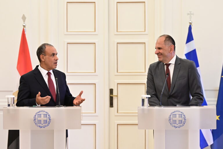 sinantisi-ipourgon-exoterikon-elladas-ke Συνάντηση Υπουργών Εξωτερικών Ελλάδας και Αιγύπτου: Οι κοινές δηλώσεις Γεραπετρίτη – Αμπντελάτι